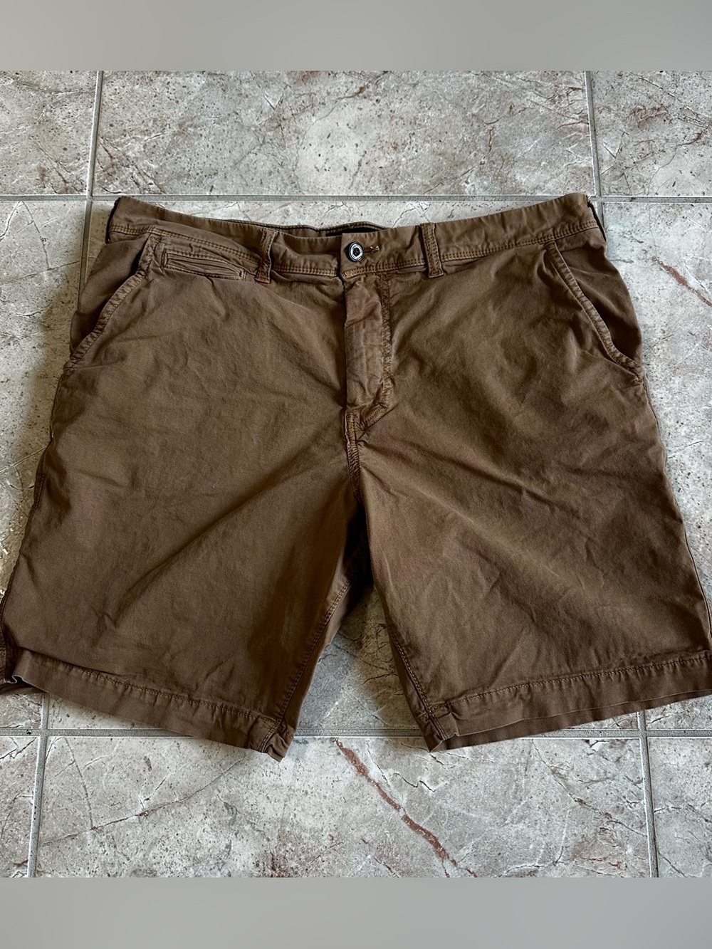 American Eagle Outfitters Ne(x)t Level Flex chino shorts